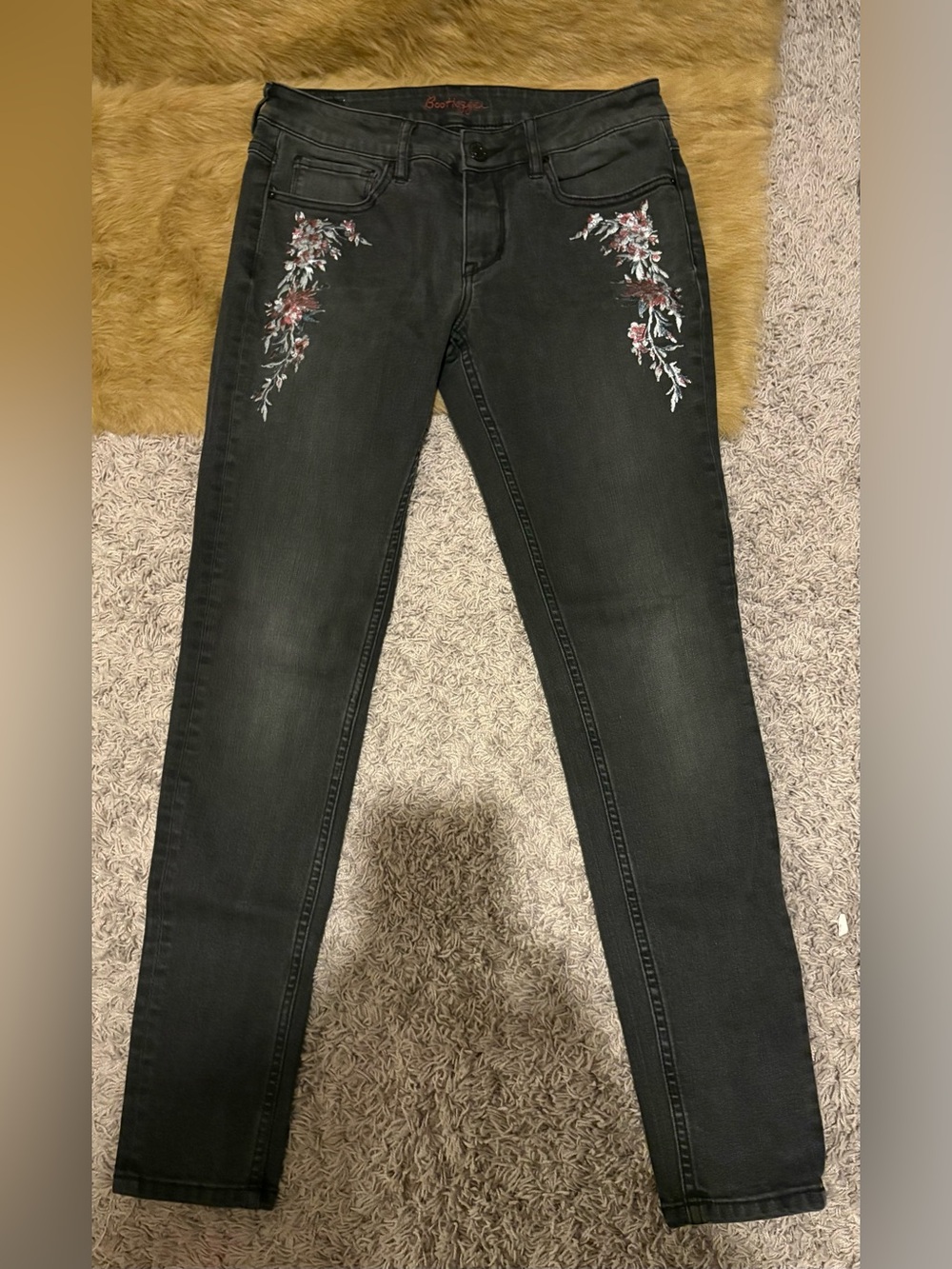 Women’s Black Skinny Jeans with Rose Embroidery